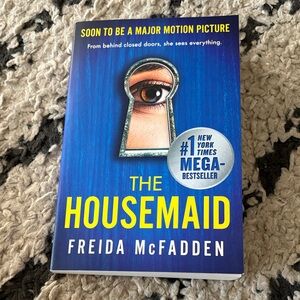 The Housemaid by Freida McFadden Book